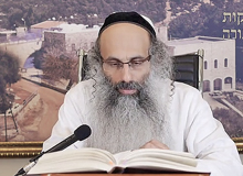 Rabbi Yossef Shubeli - lectures - torah lesson - Chabad on Parshat: Tetzaveh - Wednesday 74 - Parashat Tetzaveh, Two Minutes Chabad, Chabad, Rabbi Menachem Mendel Schneerson, Rabbi Yossef Shubeli, Weekly Parasha, Parshat Shavua