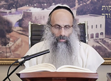 Rabbi Yossef Shubeli - lectures - torah lesson - Chabad on Parshat: Tazria - Wednesday 74 - Parashat Tazria, Two Minutes Chabad, Chabad, Rabbi Menachem Mendel Schneerson, Rabbi Yossef Shubeli, Weekly Parasha, Parshat Shavua